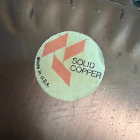 Two Antique Embossed Solid Copper Plates Retro Daisy Pattern - Picture 6 of 10